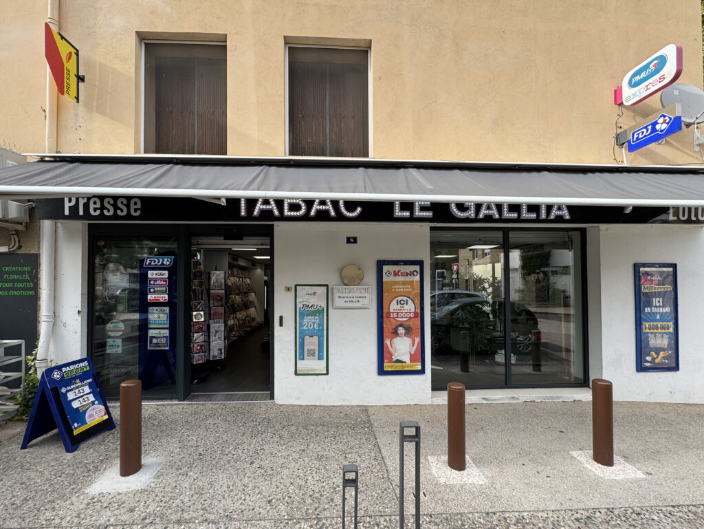 Façade Tabac presse Vedène