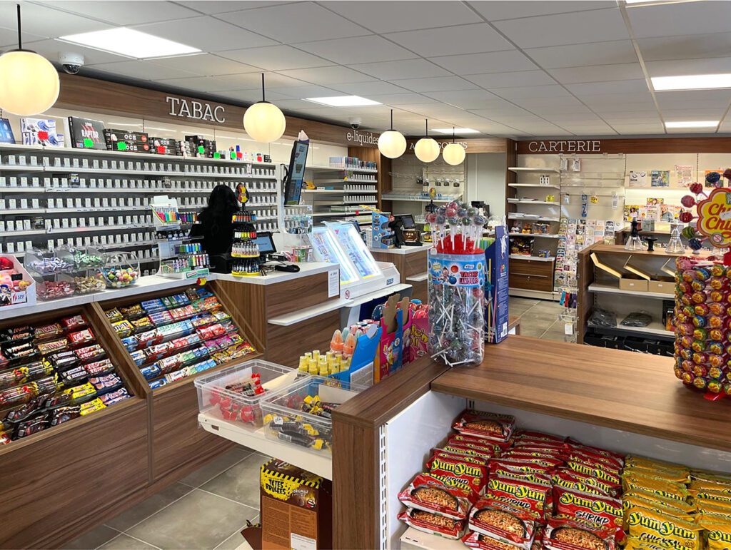 Comptoir caisse en bois - Tabac presse 