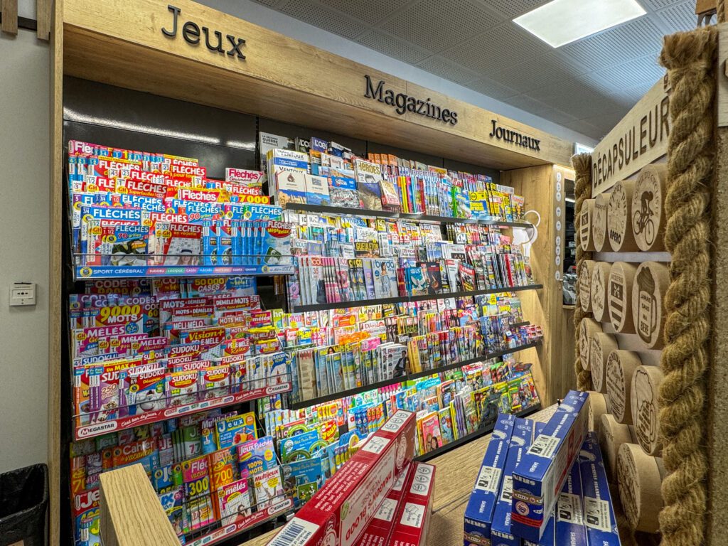 Presse magazine et jeux - Agencement tabac presse - Sudexpo