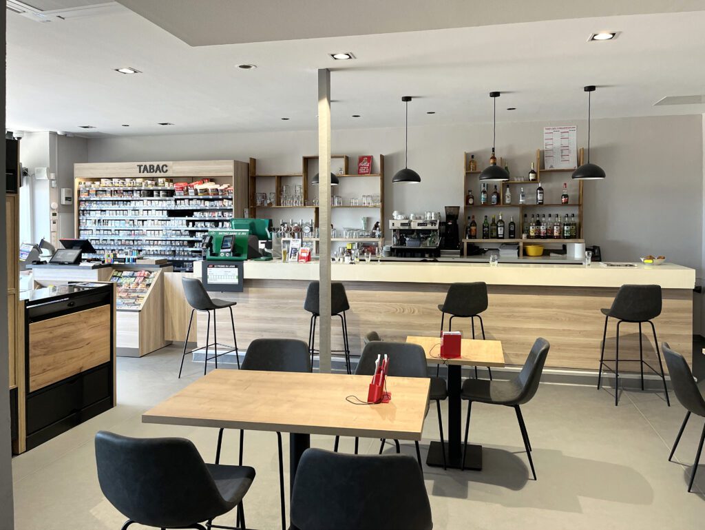 Vue d'ensemble espace bar - Café d'Orléans