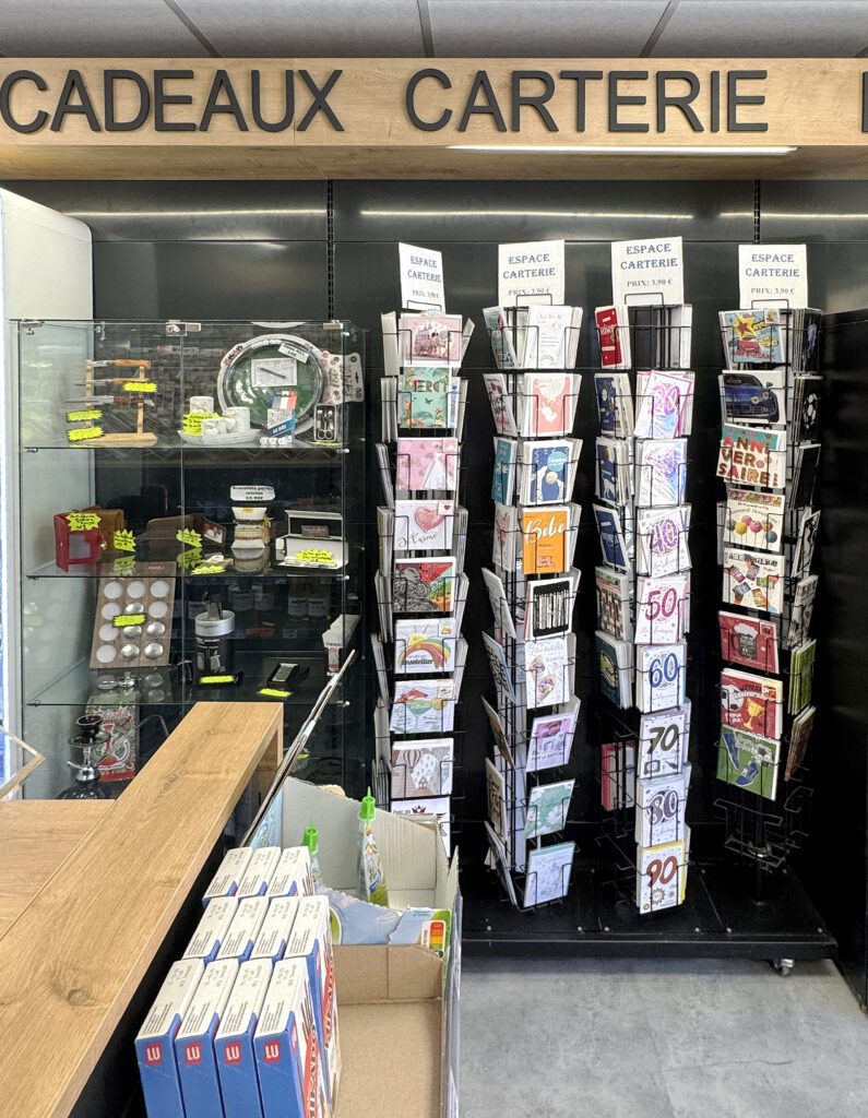 Espace cadeaux et carterie - Bureau Tabac Presse et diversification